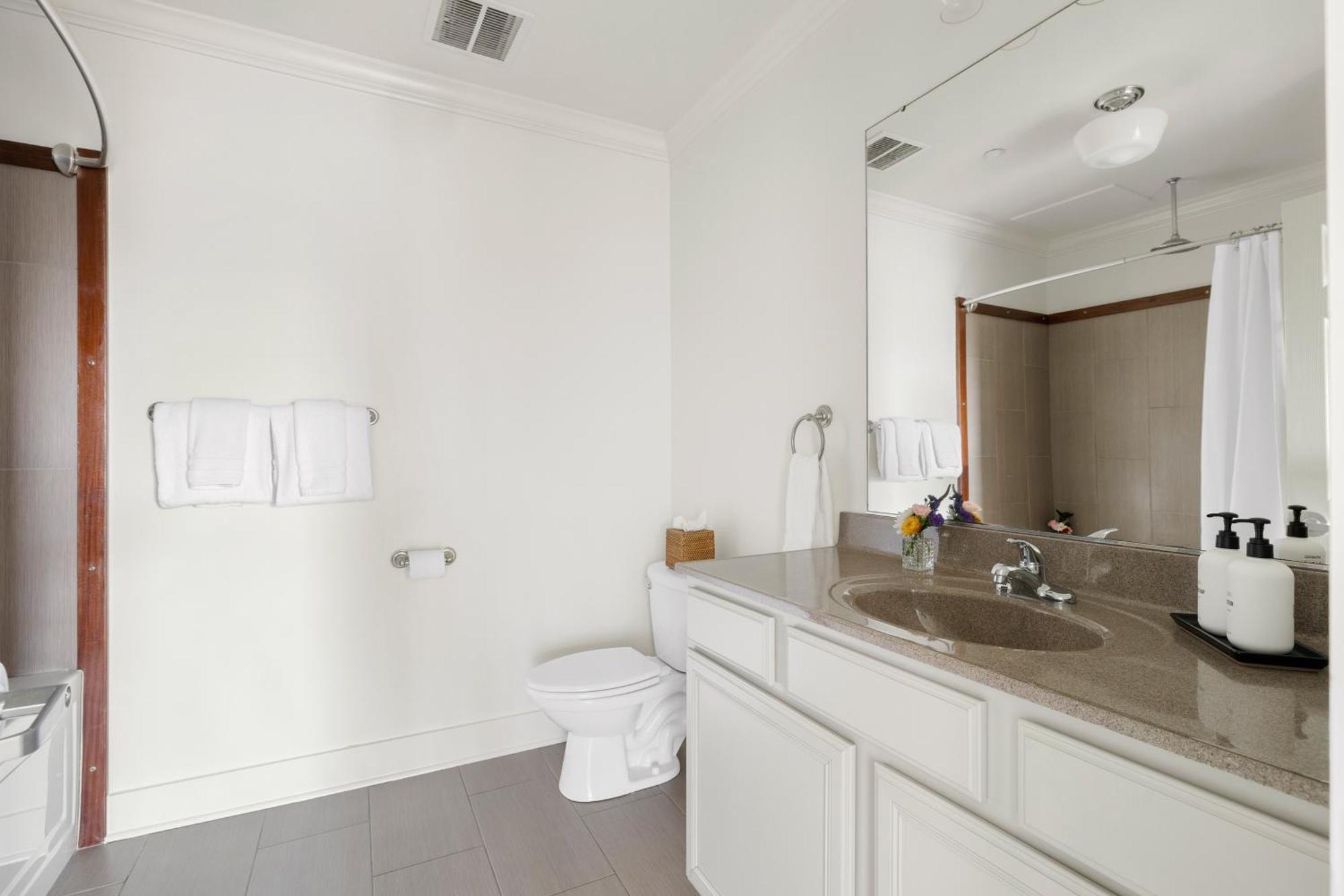 King Room with Garden View,1637752929:JPEG